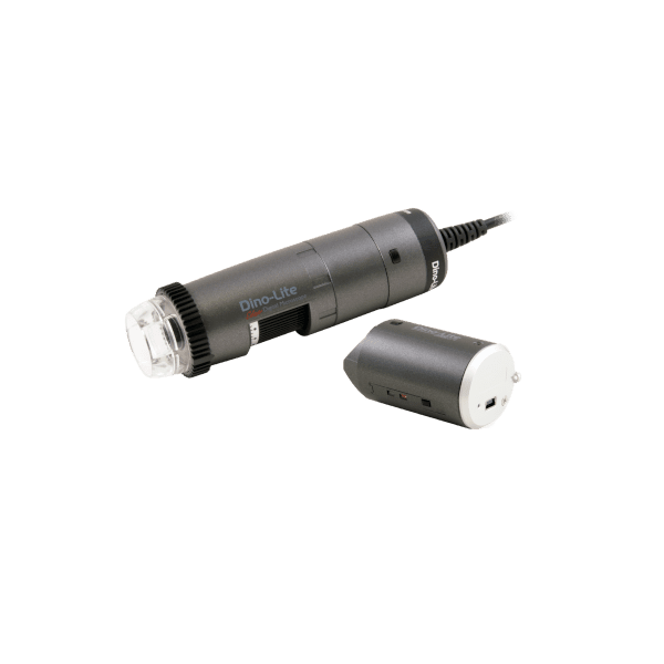 Dino-Lite WF-20 adapter ved siden af mikroskop